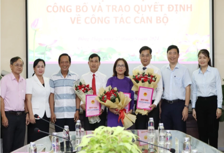 Bo-nhiem-can-bo-dong-thap.png