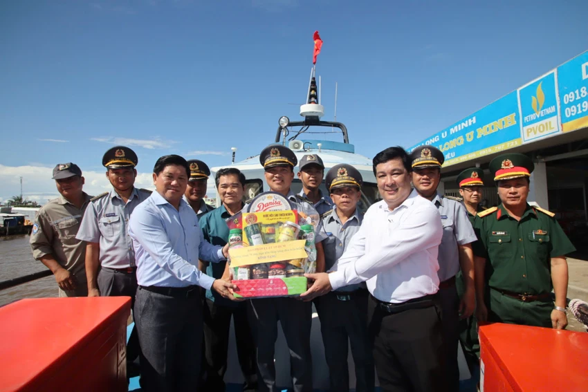 toan-canh-tham-3-tinh-ca-mau.jpg