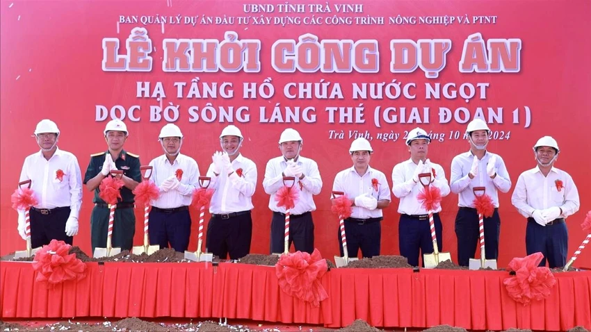 hồ chứa nước ngọt