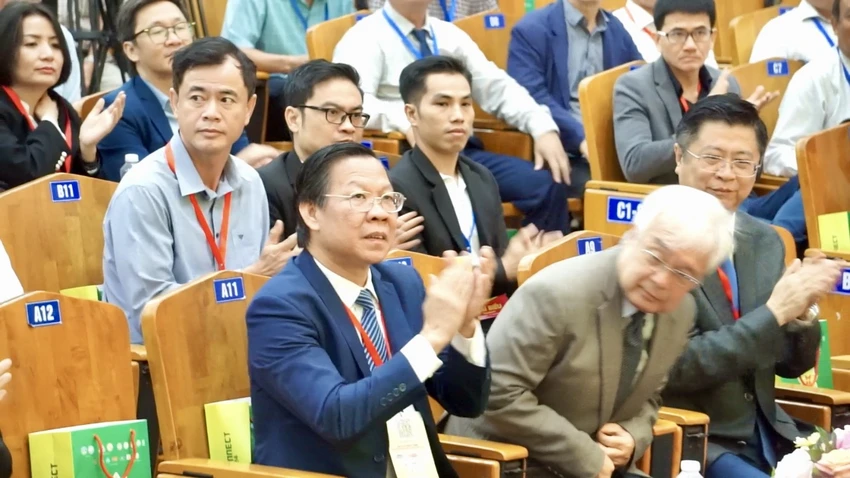 Chủ tịch UBND TP.HCM Phan Văn Mãi dự Diễn đàn Mekong Connect 2024