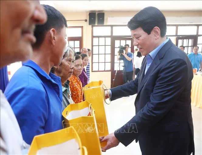 chu-tich-nuoc-luongt-cuong-an-giang.jpg