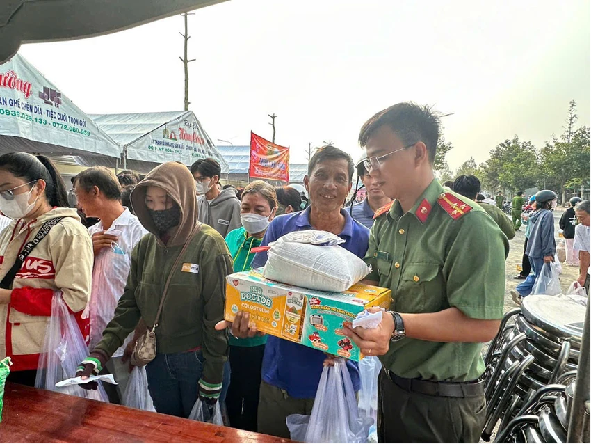 cho-0-dong-cong-an-tinh-an-giang-5.png
