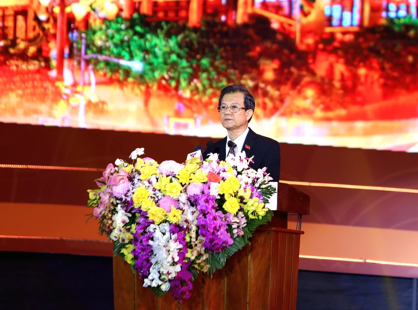 via-ba-chua-xu-quang.JPG