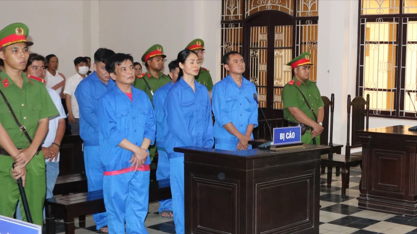trung tâm đăng kiểm trà vinh giả mạo trong công tác
