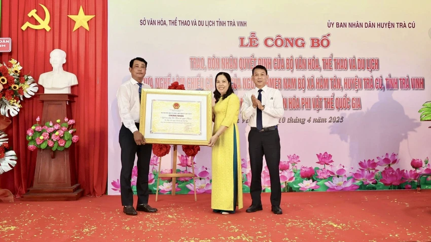 chiếu cà hom trà vinh