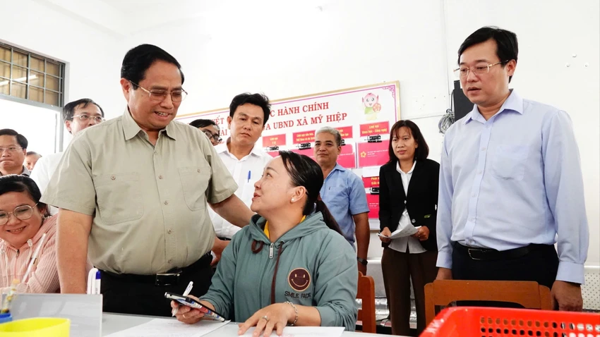 thu-tuong-pham-minh-chinh-chinh-quyen-2-cap.JPG