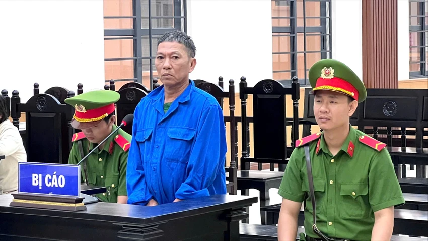 đâm bạn nhậu
