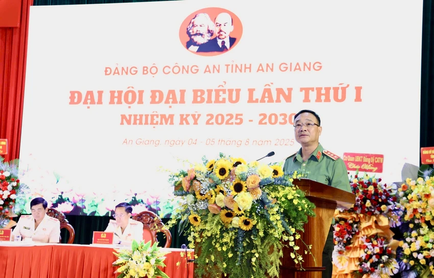 dai-hoi-cong-an-tinh-an-giang-1.jpg