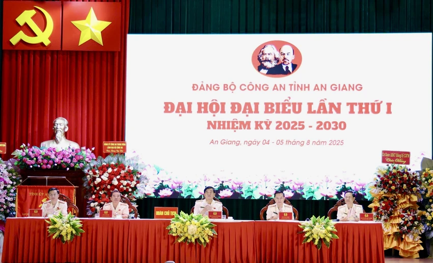 dai-hoi-cong-an-tinh-an-giang-6.jpg