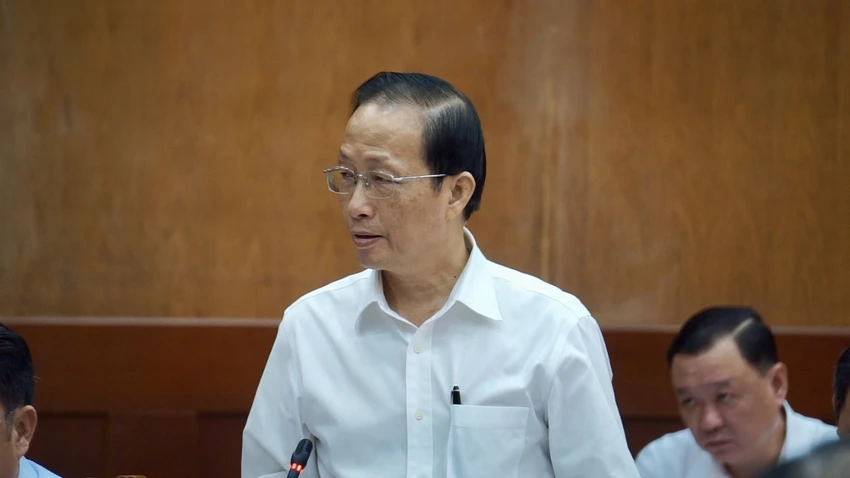 nguyen-truc-son-vinh-long.jpg