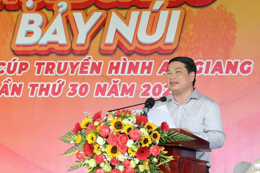 dua-bo-bay-nui-an-giang-8.JPG