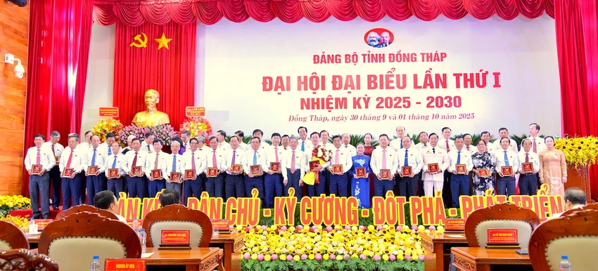 be-mac-dai-hoi-dai-bieu-dong-thap.JPG