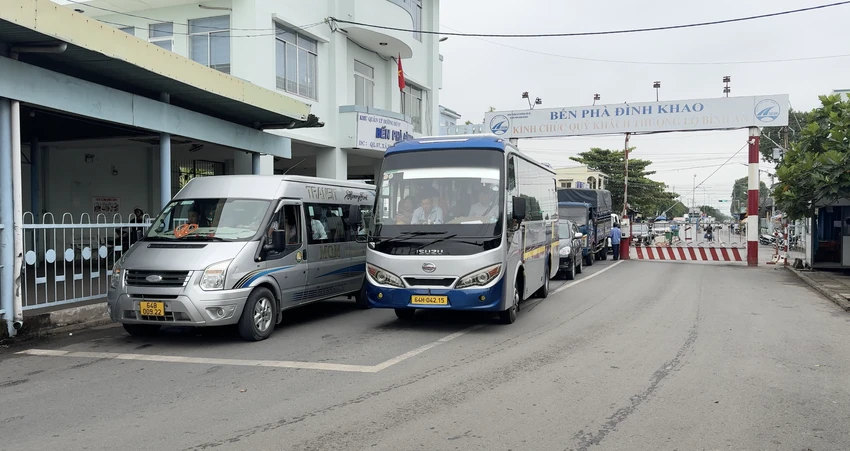 cầu Đình Khao