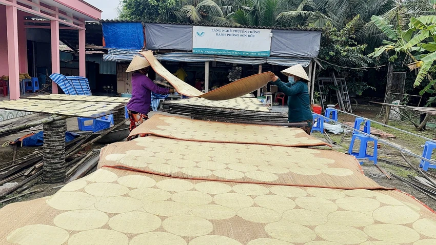 Bánh phồng Sơn Đốc,vĩnh long,làng nghề,mùa tết,bánh phồng