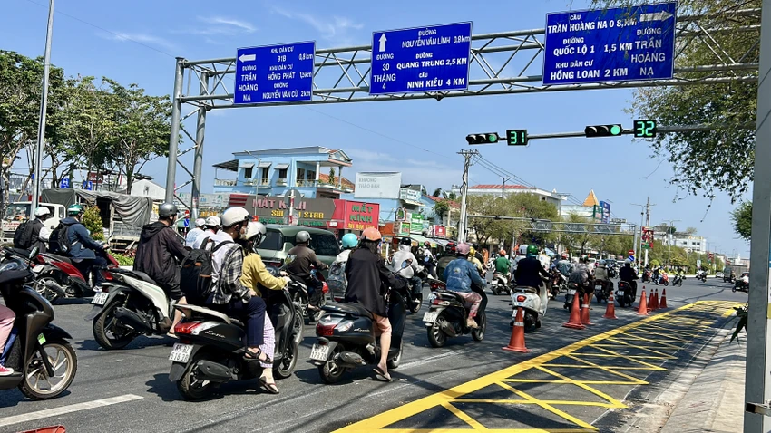 Cần Thơ triển khai thí điểm vạch mắt võng tại nhiều nút giao trọng điểm