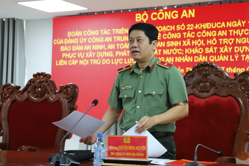 Thiếu tướng Nguyễn Hồng Nguyên, Phó Chánh văn phòng Bộ Công an