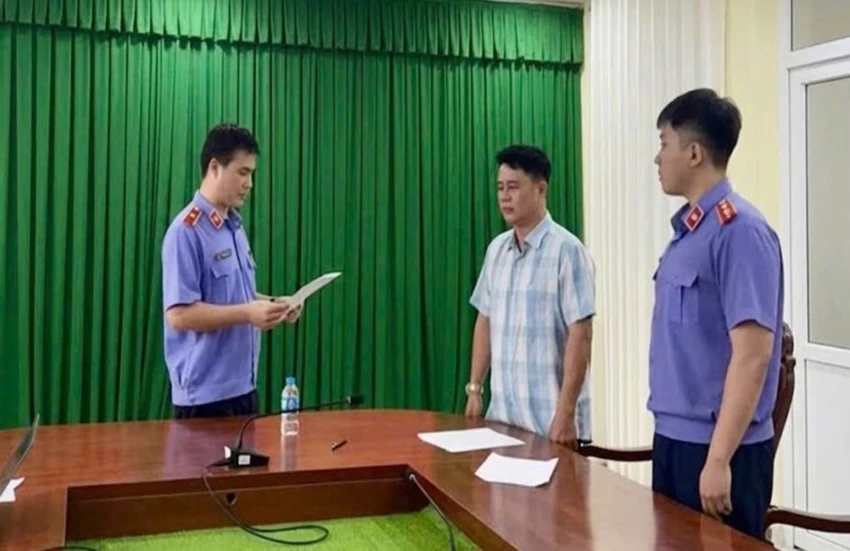 khoi-to-vu-tai-nan-giao-thong-vinh-long-1.jpeg