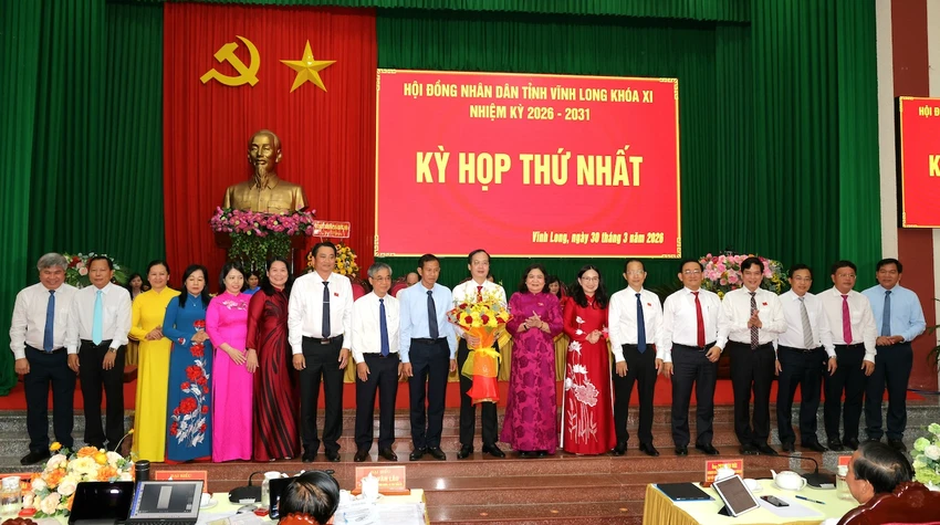 thanh-vien-ubnd-tinh-vinh-long.jpg
