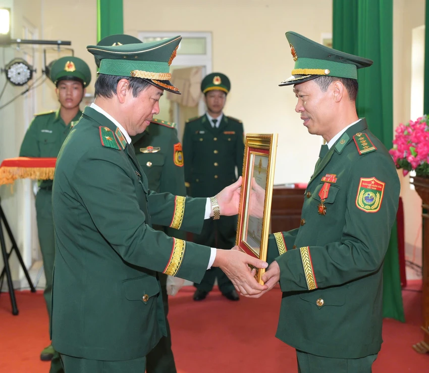 bo-doi-bien-phong-can-tho-chien-cong-huan-chuong-1.jpg