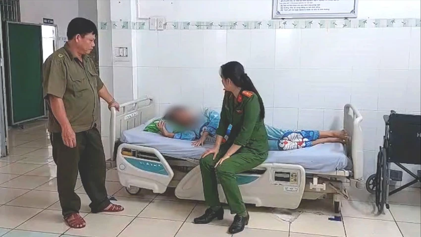 đồng tháp,loạn thần,không ngủ,chơi điện thoại