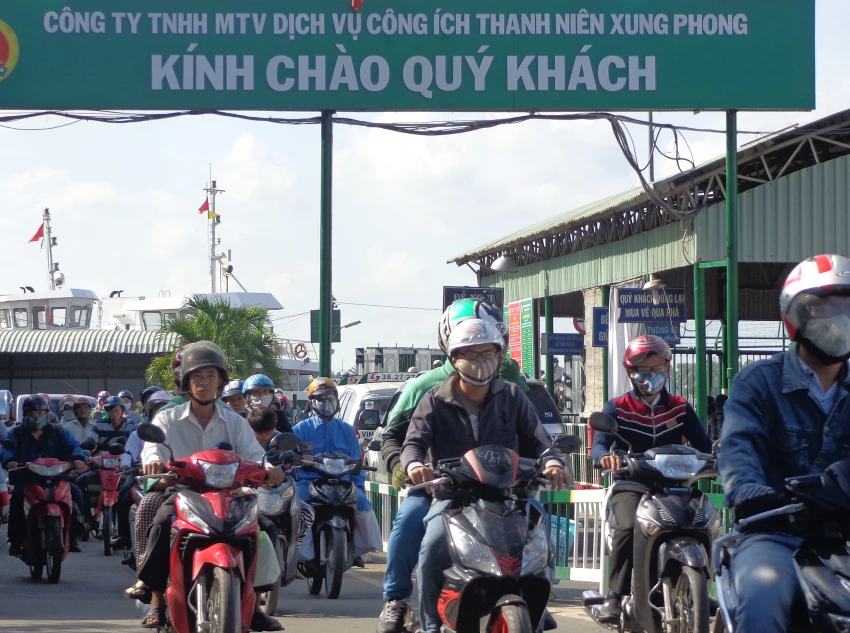 Tăng phà dịp tết Dương lịch ảnh 1 Tăng phà dịp tết Dương lịch ảnh 1