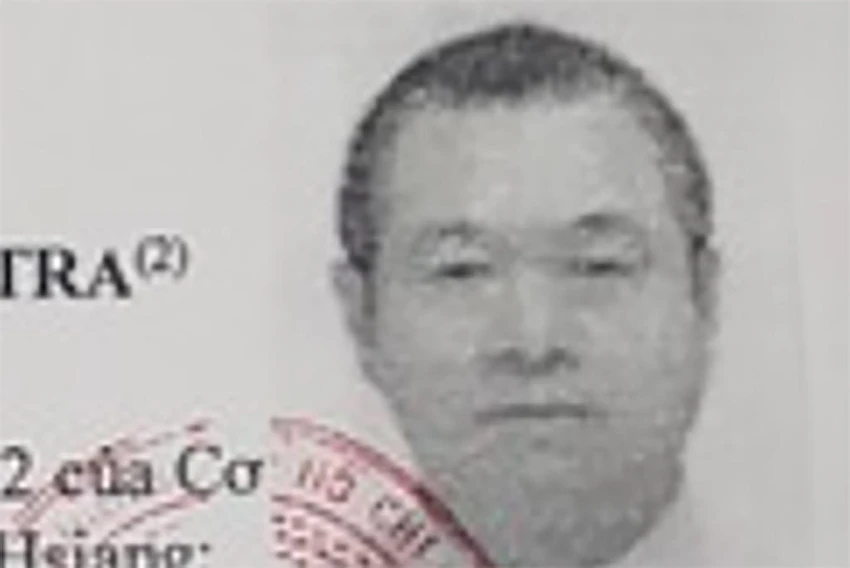 Lin Yung Hsiang (tên gọi khác là Lâm Vĩnh Trường, 63 tuổi, người Đài Loan – Trung Quốc) đang bị truy nã về tội buôn lậu. Ảnh: CACC Lin Yung Hsiang (tên gọi khác là Lâm Vĩnh Trường, 63 tuổi, người Đài Loan – Trung Quốc) đang bị truy nã về tội buôn lậu. Ảnh: CACC