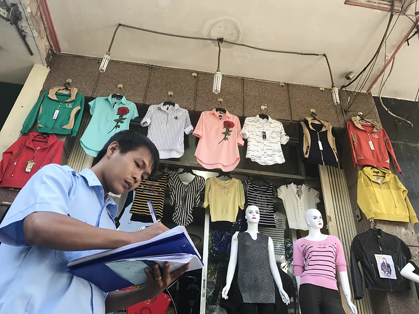 Dẹp lòng đường nhưng không triệt nguồn sống của dân ảnh 2 Dẹp lòng đường nhưng không triệt nguồn sống của dân ảnh 2