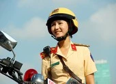 Nữ CSGT dẫn đoàn TP.HCM: Té chỗ nào phải đứng lên chỗ đó