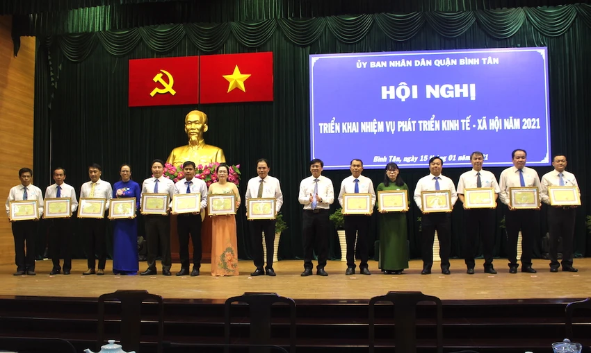 quan-binh-tan