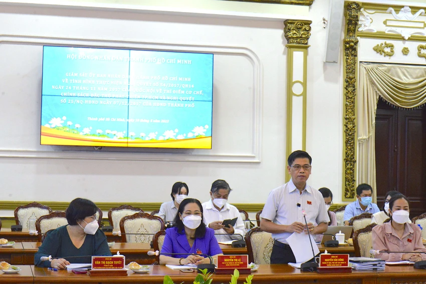 Chủ trì buổi giám sát là Chủ tịch HĐND TP Nguyễn Thị Lệ. Ảnh: KHÁNH TRÀ Chủ trì buổi giám sát là Chủ tịch HĐND TP Nguyễn Thị Lệ. Ảnh: KHÁNH TRÀ