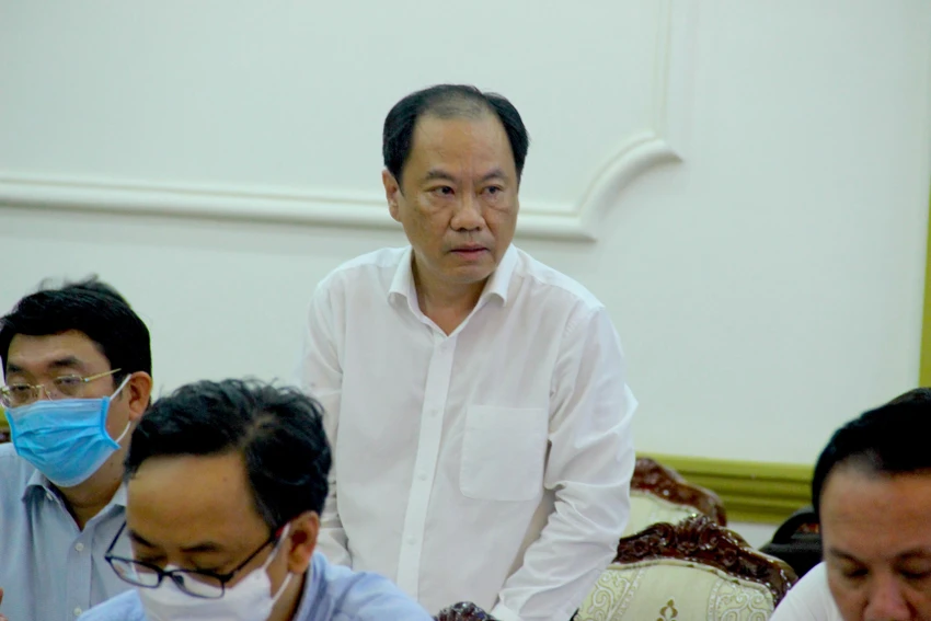 Ông Nguyễn Hoài Nam, Phó Giám đốc Sở Y tế TP.HCM, phát biểu tại buổi giám sát. Ảnh: LÊ THOA Ông Nguyễn Hoài Nam, Phó Giám đốc Sở Y tế TP.HCM, phát biểu tại buổi giám sát. Ảnh: LÊ THOA