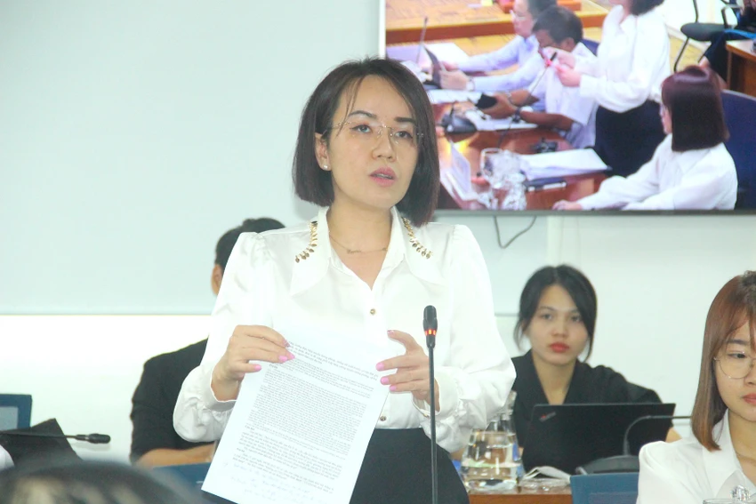Bà Lê Thiện Quỳnh Như, Phó Chánh Văn phòng Sở Y tế TP.HCM, thông tin tại họp báo. Ảnh: LÊ THOA Bà Lê Thiện Quỳnh Như, Phó Chánh Văn phòng Sở Y tế TP.HCM, thông tin tại họp báo. Ảnh: LÊ THOA