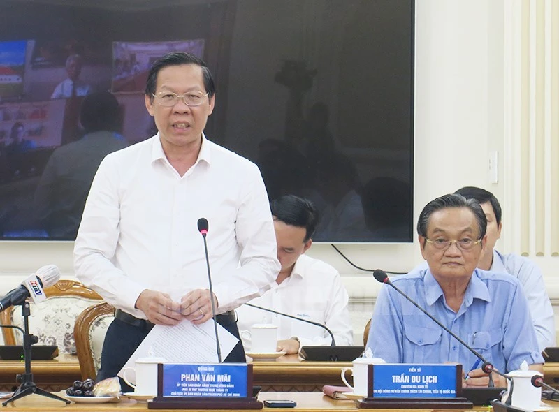 Chủ tịch UBND TP.HCM Phan Văn Mãi chủ trì và phát biểu tại phiên họp. Ảnh: WEBSITE THÀNH UỶ TP.HCM Chủ tịch UBND TP.HCM Phan Văn Mãi chủ trì và phát biểu tại phiên họp. Ảnh: WEBSITE THÀNH UỶ TP.HCM