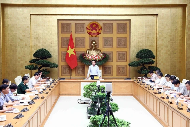 Phó Thủ tướng Trần Lưu Quang chủ trì hội nghị trực tuyến. Ảnh: VGP Phó Thủ tướng Trần Lưu Quang chủ trì hội nghị trực tuyến. Ảnh: VGP