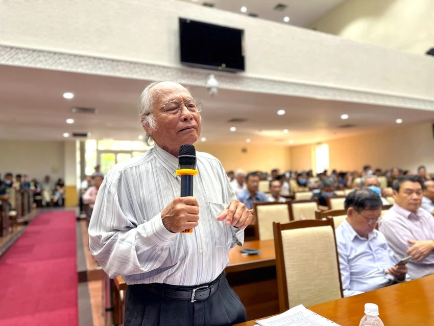 nguoi-dan-gap-lanh-dao-1.jpg