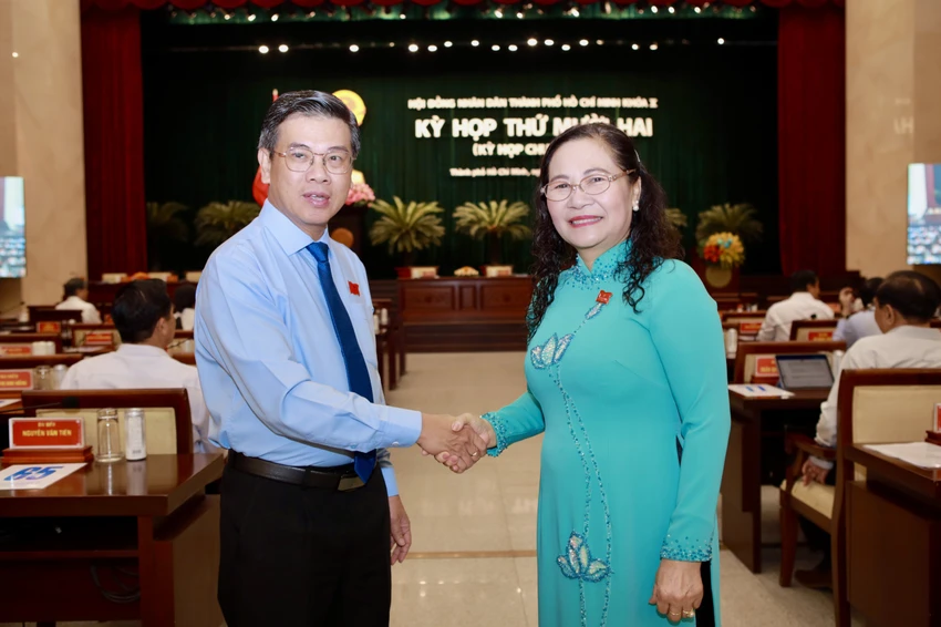 ong-nguyen-van-dung-bau-pct-ubnd-tphcm-1.jpg