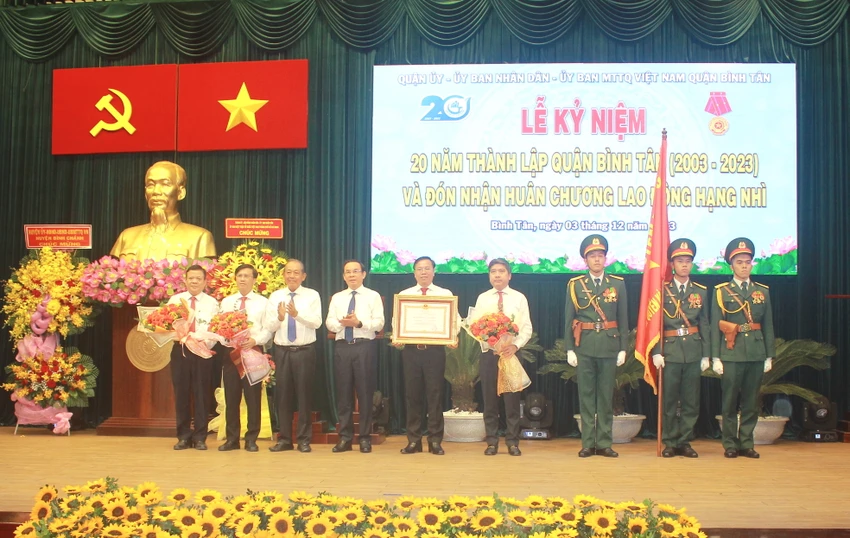 Bí thư Nguyễn Văn Nên kỳ vọng quận Bình Tân vận dụng cơ chế đặc thù để phát triển-quan-binh-tan-20-nam