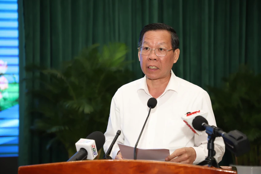 Chủ tịch Phan Văn Mãi: Năm 2025, đưa toàn bộ hoạt động hành chính TP.HCM lên nền tảng số-chu-tich-phan-van-mai-de-an-06