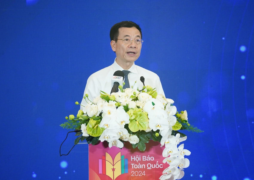 chu-tich-phan-van-mai-2.jpg
