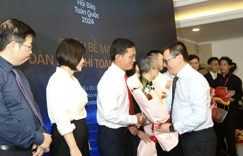 dien-dan-bao-chi-toan-quoc-4.jpg