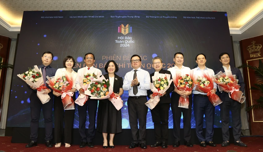 dien-dan-bao-chi-toan-quoc-6.jpg