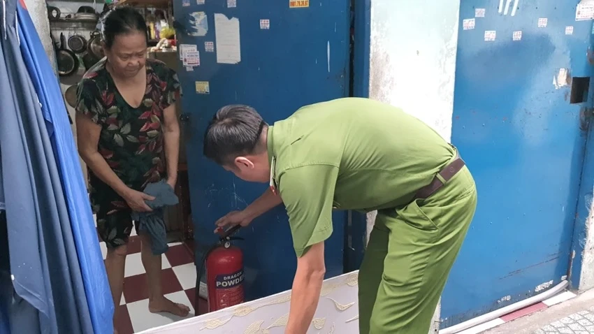 TP.HCM: Xử nghiêm người đứng đầu để xảy ra vụ cháy nghiêm trọng-nguoi-dung-dau.jpg