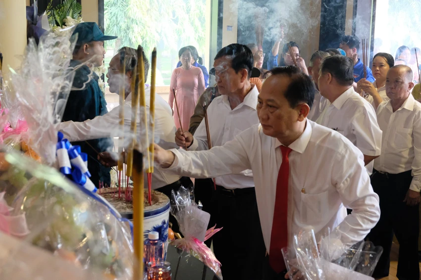 Huyện Bình Chánh: Tưởng nhớ 32 dân công hỏa tuyến Vĩnh Lộc - Mậu Thân 1968-dan-cong-hoa-tuyen-1.jpg