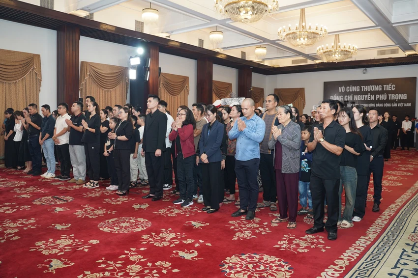 tong-bi-thu-nguyen-phu-trong-32.jpg