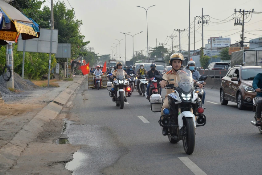 Quoc-lo-1-2.jpg