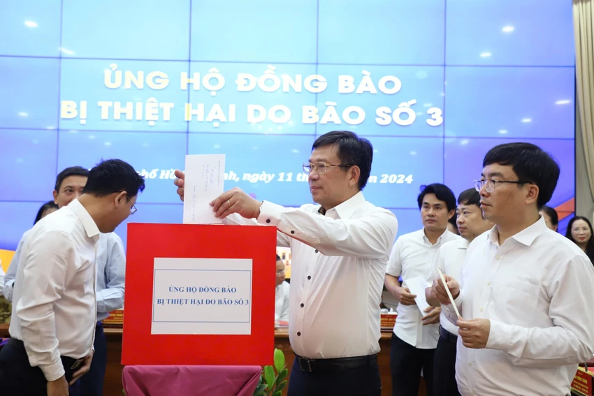 ung-ho-dong-bao-2.jpg