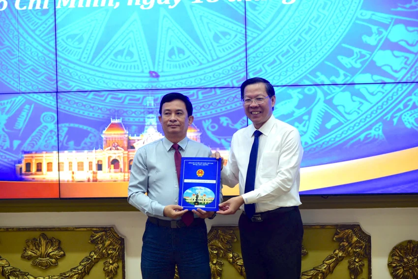 tong-giam-doc-hfic-8.jpg