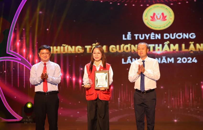 chu-tich-tp.hcm-4.jpg