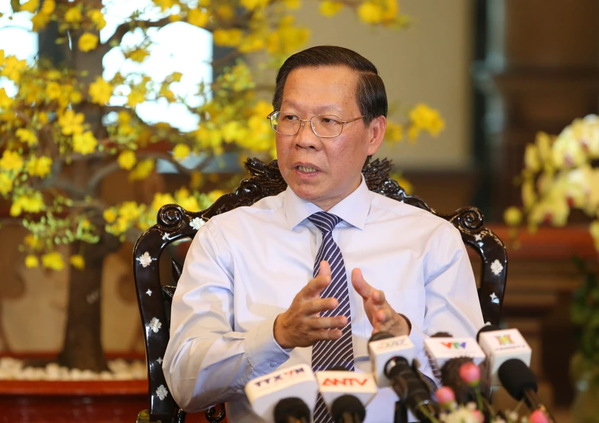 chu-tich-phan-van-mai.jpg