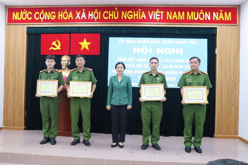 quan-binh-tan-3.jpg
